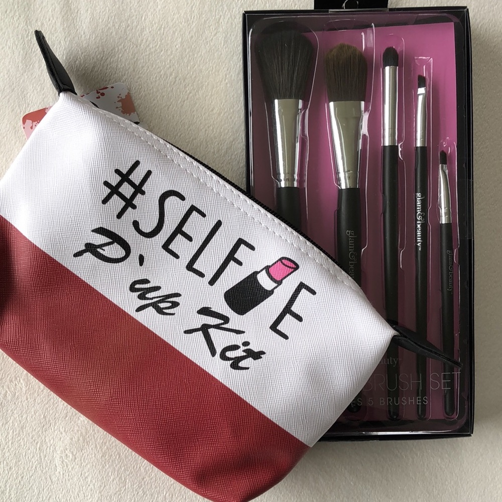 NEW! Makeup Bag and Brush Set